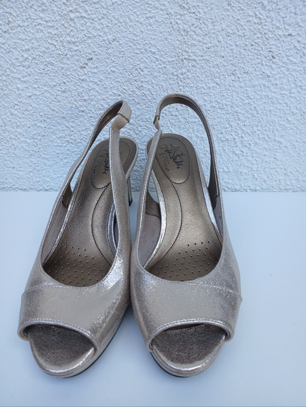 LifeStride Invest Silver Metallic Peep Toe Slingback Heels Size 9M